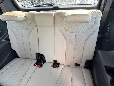 Used 2025 Hyundai Palisade Calligraphy FWD image 25