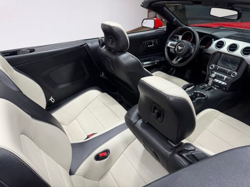 Used 2017 Ford Mustang Premium RWD image 23