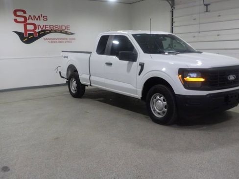 Used 2024 Ford F150 XL image 5