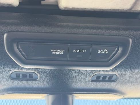 Used 2022 Jeep Gladiator Overland w/ Popular Equipment Package AWD/4WD image 50