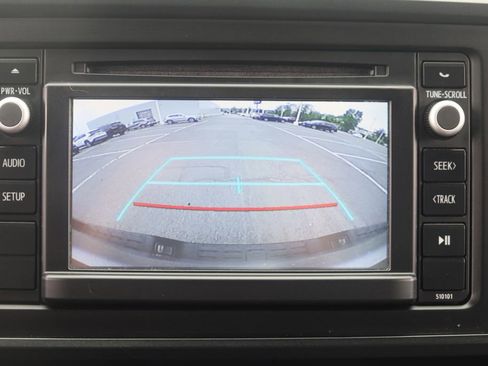 Used 2017 Toyota Tacoma SR RWD image 6