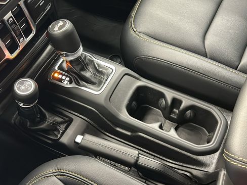 Used 2024 Jeep Wrangler Unlimited Sahara w/ Safety Group image 24