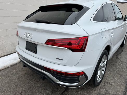 Used 2022 Audi Q5 2.0T Premium Plus w/ Premium Plus Package image 4