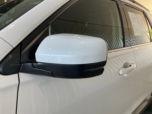 Used 2025 Honda Pilot Elite image 3