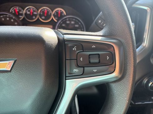 Used 2020 Chevrolet Silverado 1500 LT image 24