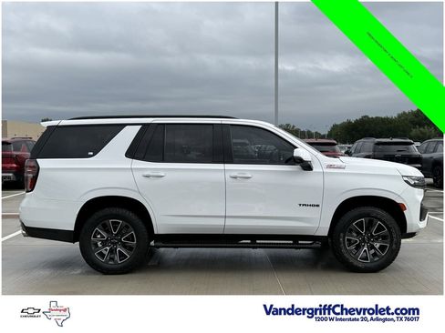 Used 2022 Chevrolet Tahoe Z71 w/ Z71 Off-Road Package AWD/4WD image 3