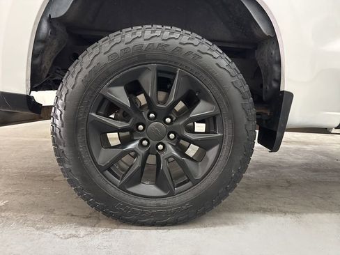 Used 2022 Chevrolet Silverado 1500 Custom w/ Safety Confidence Package RWD image 37