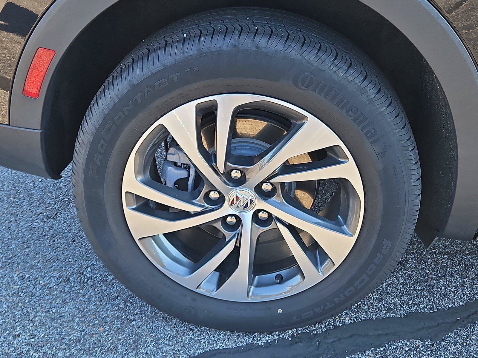 Used 2023 Buick Envision Essence AWD/4WD image 5