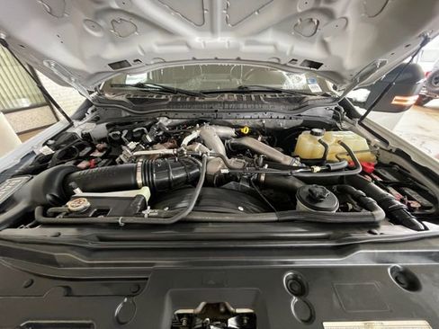 Used 2022 Ford F250 Lariat w/ Black Appearance Package image 20