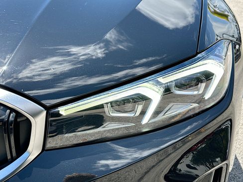 Certified 2023 BMW 330i Sedan w/ Convenience Package RWD image 30