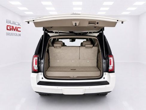 Used 2015 GMC Yukon SLT w/ Open Road Package AWD/4WD image 8