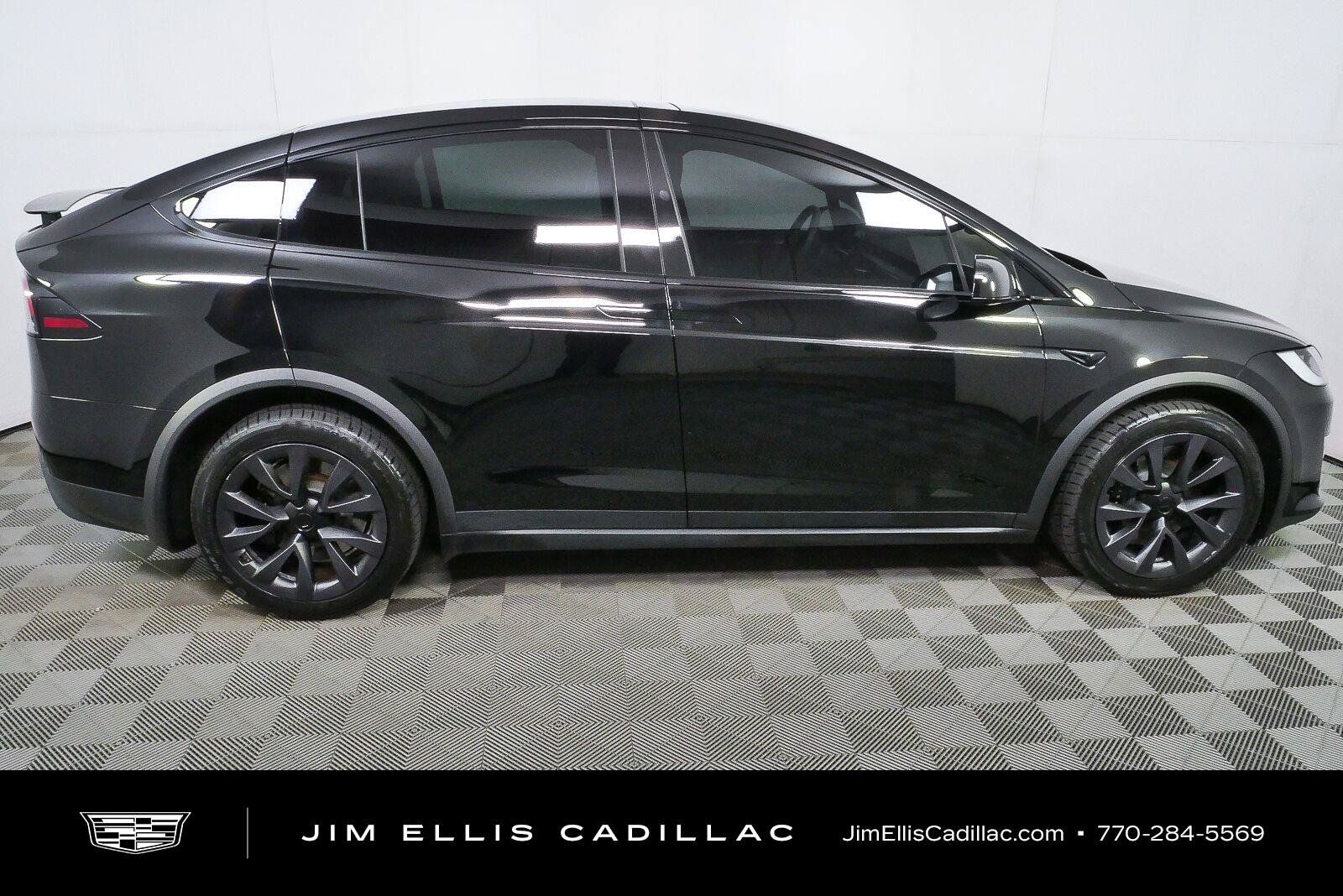 Used 2025 Tesla Model X AWD/4WD image 2