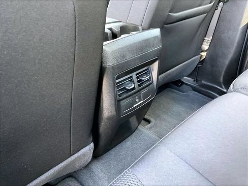 Used 2024 Chevrolet Colorado LT w/ LT Convenience Package AWD/4WD image 26