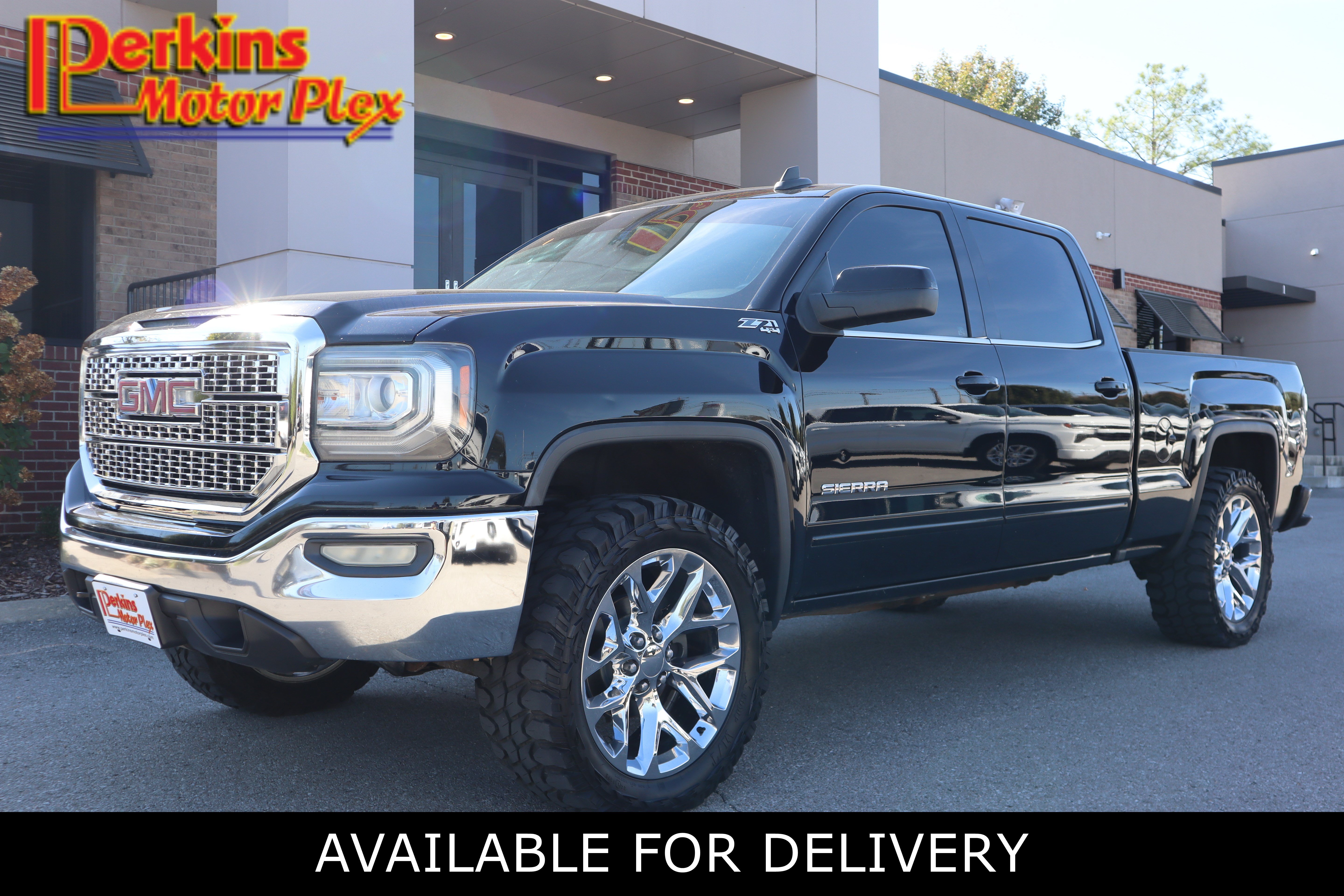 Used 2016 GMC Sierra 1500 SLE w/ SLE Value Package AWD/4WD image 1