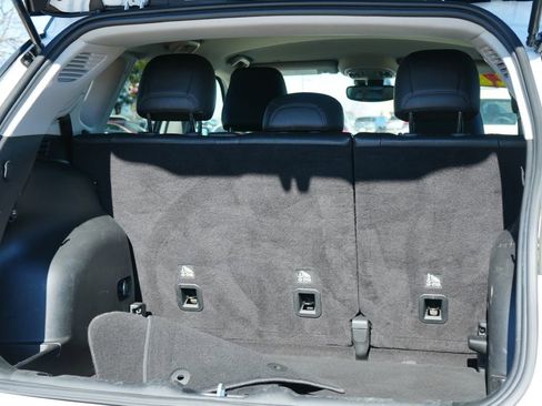 Used 2022 Jeep Compass Limited image 11