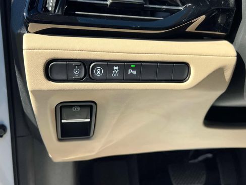 Certified 2023 Acura MDX SH-AWD w/ Technology Package image 23