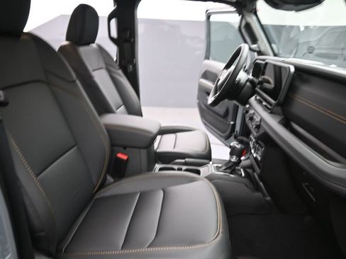 New 2026 Jeep Gladiator Sport AWD/4WD image 27