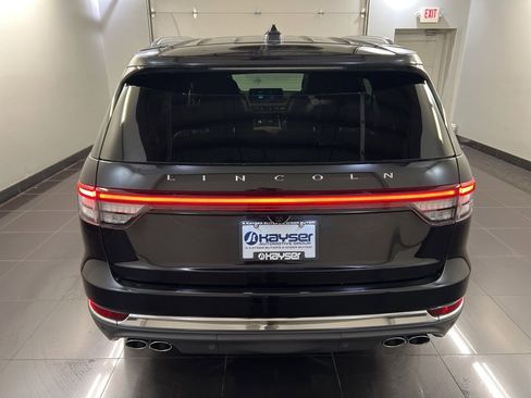 New 2026 Lincoln Aviator Reserve image 5