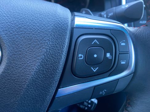 Used 2017 Toyota Camry SE image 12