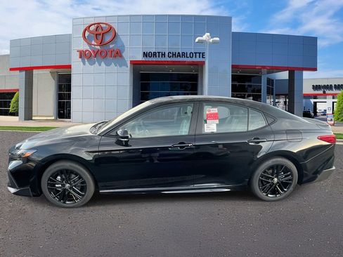 New 2026 Toyota Camry SE image 6