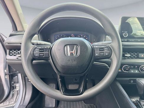 Certified 2023 Honda Accord EX image 25