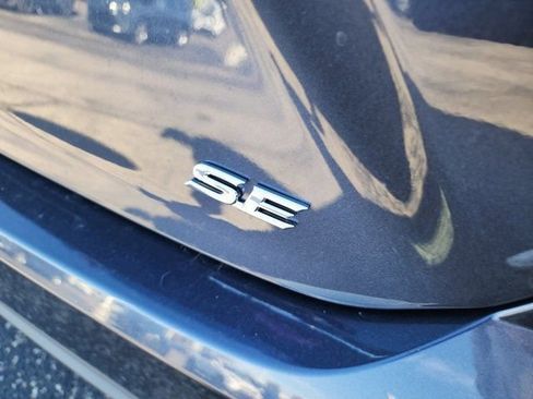 Used 2026 Toyota Camry SE w/ Convenience Package FWD image 9