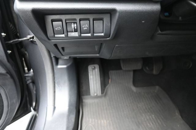 Used 2020 Subaru Outback Touring XT AWD/4WD image 16