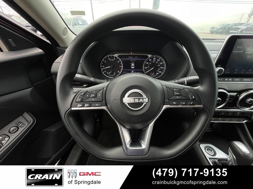 Used 2025 Nissan Sentra SV FWD image 13