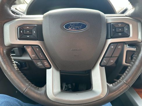 Used 2016 Ford F150 King Ranch w/ Equipment Group 601A Luxury AWD/4WD image 19