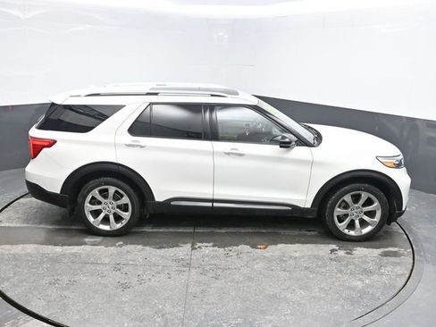 Used 2020 Ford Explorer Platinum w/ Premium Technology Package image 27