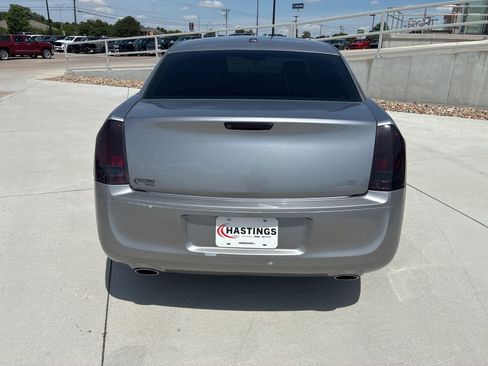 Used 2013 Chrysler 300 S AWD/4WD image 4