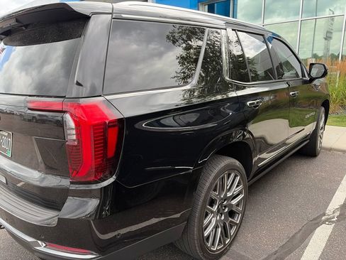 Used 2026 GMC Yukon Denali Ultimate AWD/4WD image 3