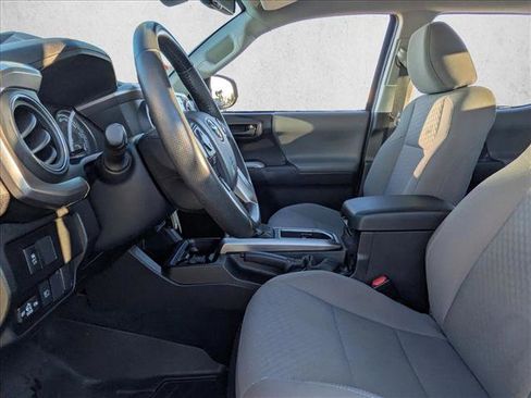 Certified 2022 Toyota Tacoma SR5 image 15