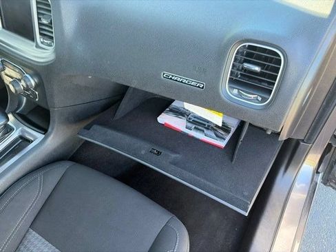 Used 2023 Dodge Charger SXT RWD image 39
