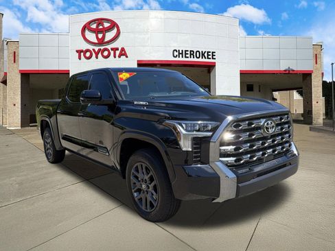 Used 2025 Toyota Tundra Platinum AWD/4WD image 3