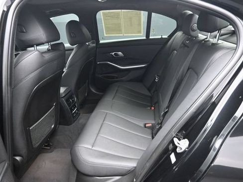 Used 2020 BMW 330i Sedan w/ Premium Package RWD image 11