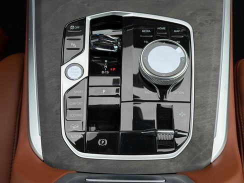 New 2026 BMW X5 xDrive40i AWD/4WD image 25