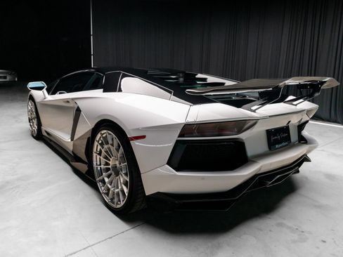 Used 2013 Lamborghini Aventador LP 700-4 image 13