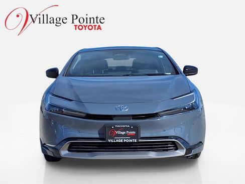 Used 2023 Toyota Prius Limited w/ Limited Premium Package image 11