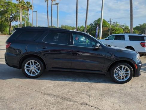 Used 2024 Dodge Durango GT image 3