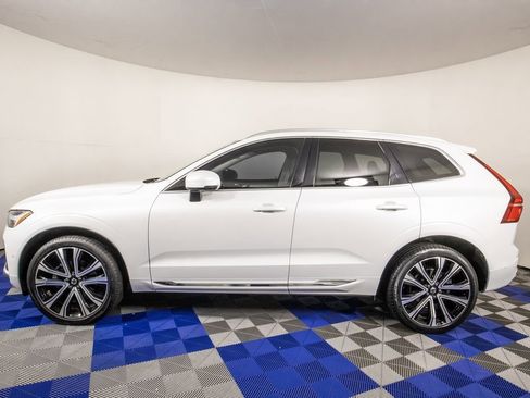 Used 2023 Volvo XC60 B5 Ultimate w/ Climate Package image 8
