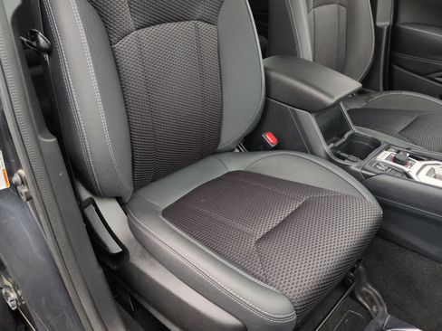 Used 2019 Subaru Forester Premium image 24