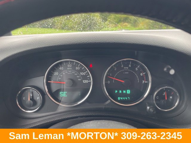 Used 2014 Jeep Wrangler Unlimited Sahara w/ Dual Top Group AWD/4WD image 10