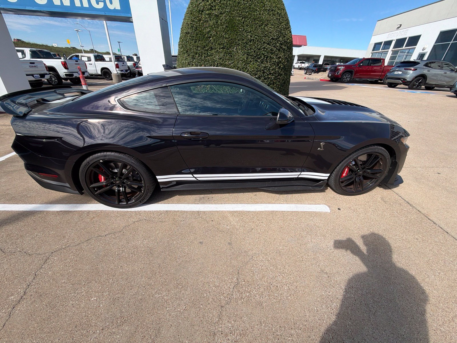 Used 2022 Ford Mustang Shelby GT500 w/ Technology Package RWD image 18