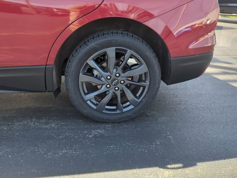 Certified 2024 Chevrolet Equinox RS AWD/4WD image 14