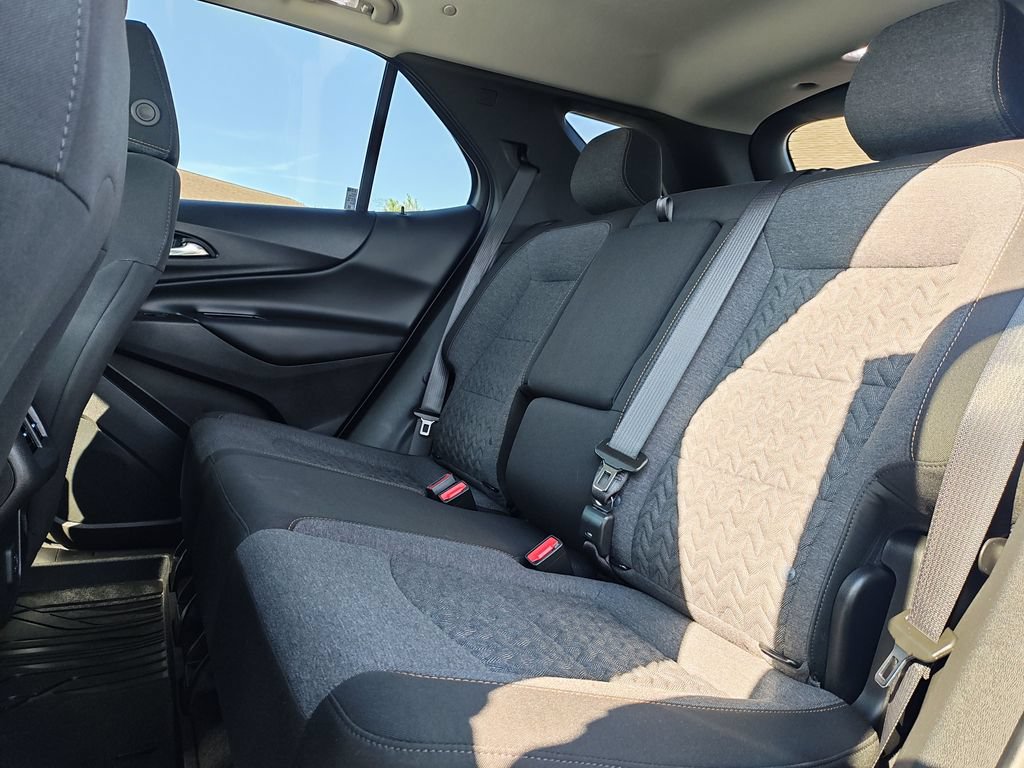 Used 2024 Chevrolet Equinox LT FWD image 14