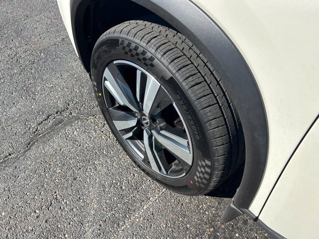 Used 2023 Nissan Rogue SL AWD/4WD image 18