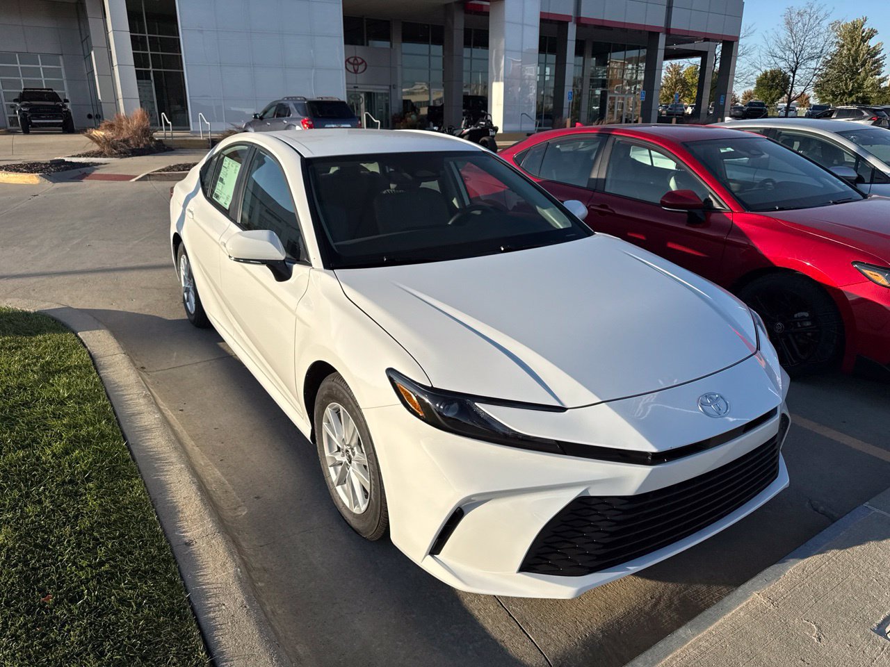 Used 2026 Toyota Camry LE w/ Convenience Package FWD image 6