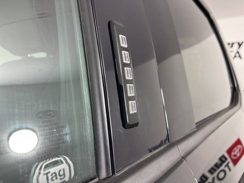 Used 2021 Ford F150 XLT w/ Equipment Group 302A High image 23