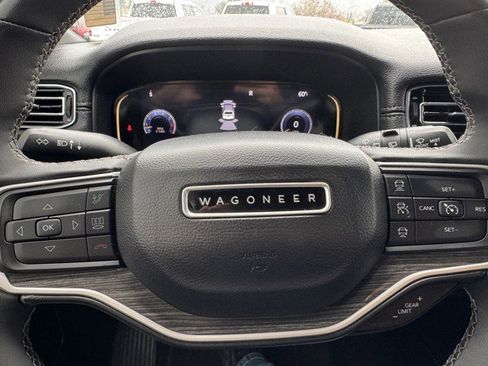 Used 2022 Jeep Wagoneer Series II image 25